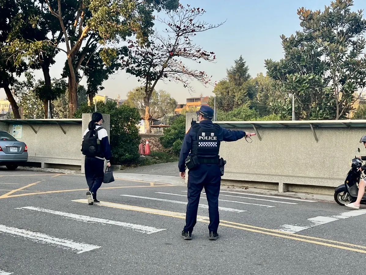 開學了！南投警啟動護童專案　伴學童安心啟航