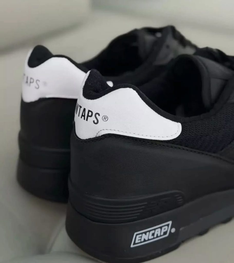 經典工裝魂再臨:WTAPS x New Balance 1300 “Black White” 2月20日矚目登場 經典工裝魂再臨:WTAPS x New Balance 1300 “Black White” 2月20日矚目登場