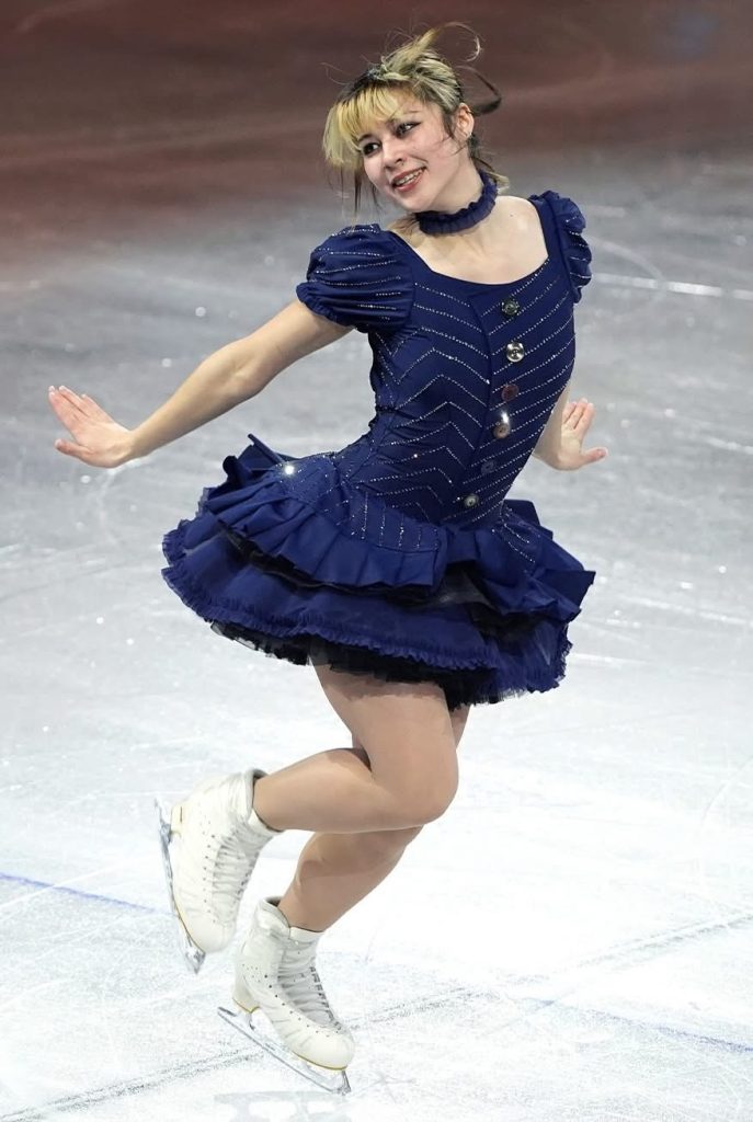 冬奧雙金傳奇:劉美賢華麗起舞,閃耀表演賽舞台 冬奧雙金傳奇:劉美賢華麗起舞,閃耀表演賽舞台