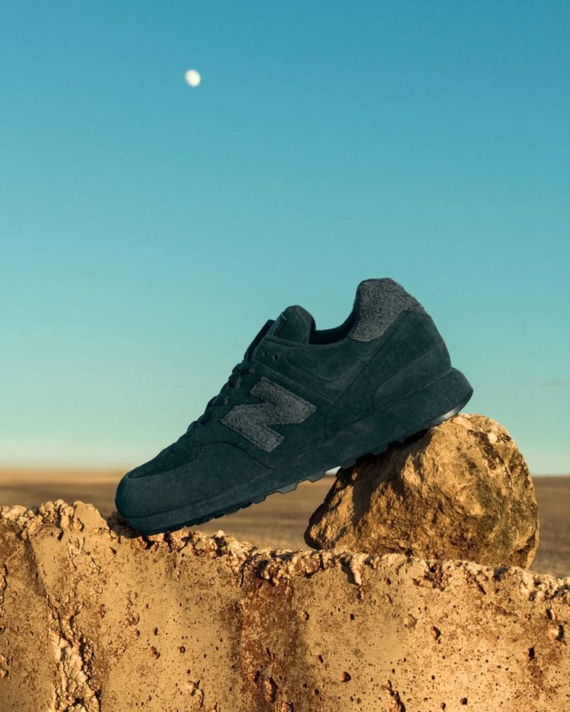 機能美學的靈魂救贖:Stone Island x NB 574 Ghost 第二季登場 機能美學的靈魂救贖:Stone Island x NB 574 Ghost 第二季登場