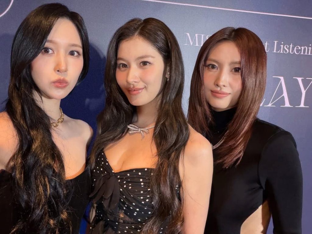 TWICE 首個小分隊 MISAMO 華麗登場:MOMO 溫情致謝《PLAY》首聽會 TWICE 首個小分隊 MISAMO 華麗登場:MOMO 溫情致謝《PLAY》首聽會