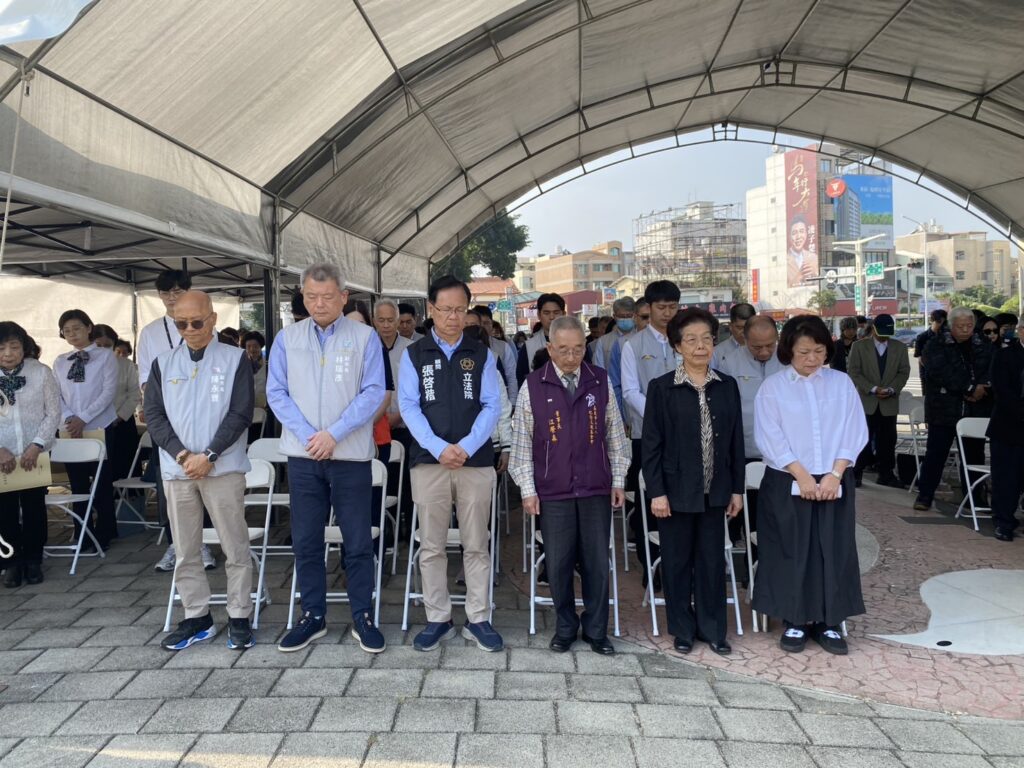 「二二八事件」79週年追思 張啟楷出席嘉義紀念碑前獻花悼念 「二二八事件」79週年追思 張啟楷出席嘉義紀念碑前獻花悼念