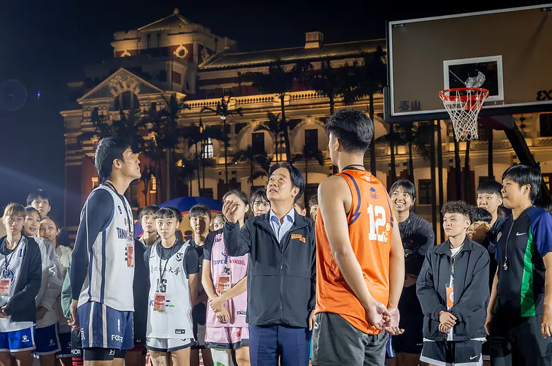 總統站台全民運動 3×3籃球賽傳欠款爭議 協力廠商年終遲遲收不到錢 總統站台全民運動 3×3籃球賽傳欠款爭議 協力廠商年終遲遲收不到錢