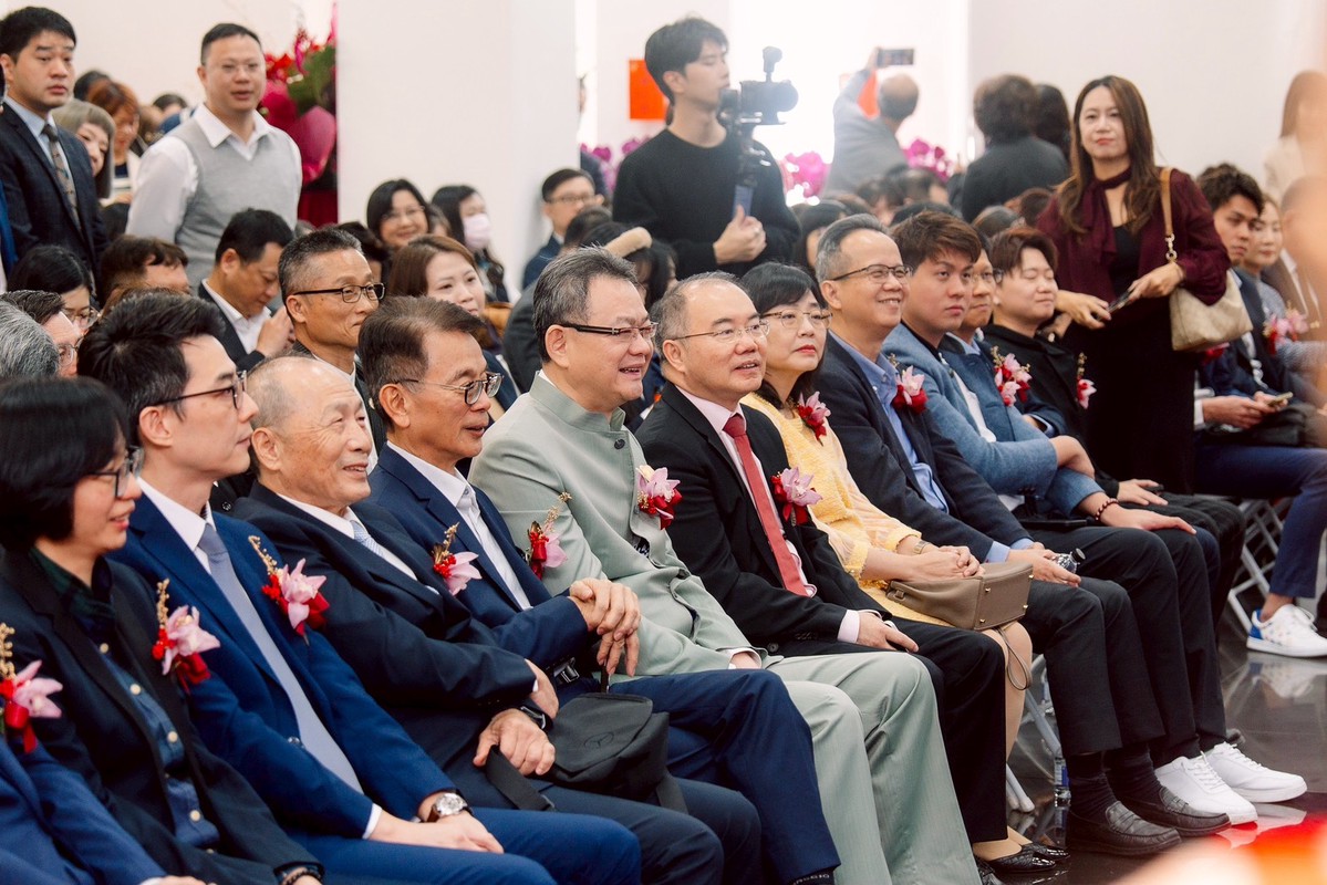 永旭保經啟用高雄自購聯合辦公職場 制度優化6.0啟動保險經紀產業長期布局 永旭保經啟用高雄自購聯合辦公職場 制度優化6.0啟動保險經紀產業長期布局