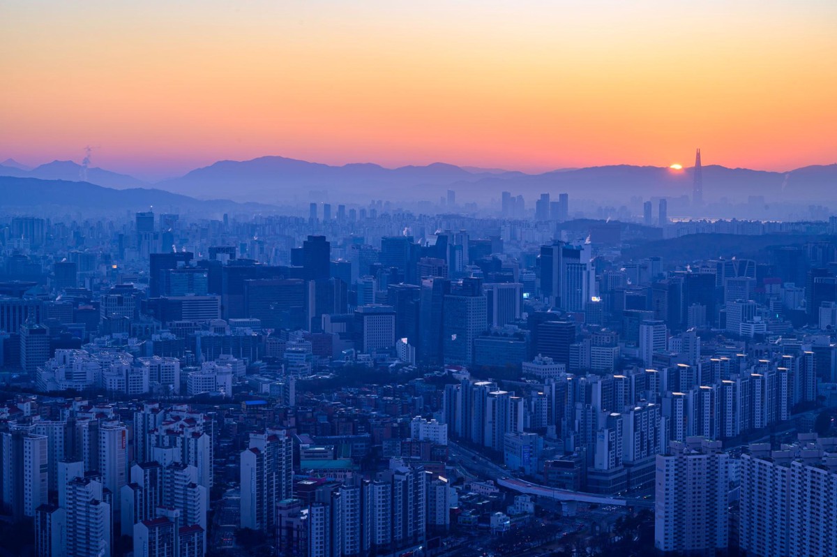 美股重挫衝擊亞股?KOSPI多頭能否續航 美股重挫衝擊亞股?KOSPI多頭能否續航