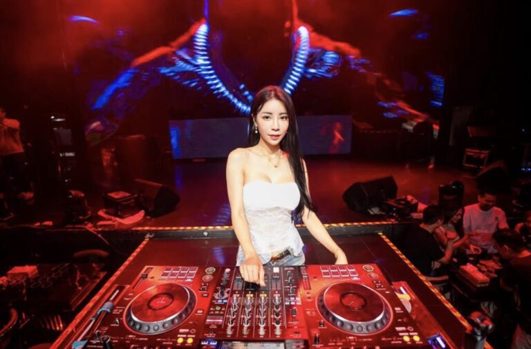 性感御姐不只放歌 DJ Liya本業曝光 統籌活動成娛樂女王