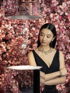 日本時尚穿搭時尚新星 Kōki, 閃耀 LV 珠寶展：融合日本傳統職人技與創新世界觀