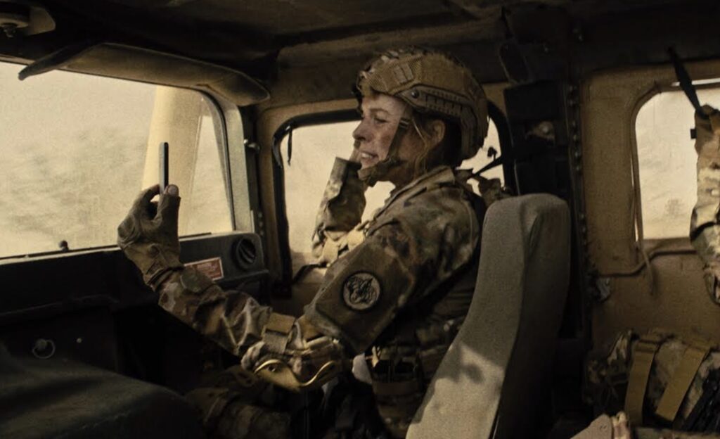 蜜拉喬娃維琪《72小時即刻救援》正片開頭影像搶先公開 44 %E4%B8%8B%E5%8D%883.39 2026 3 10%E7%9A%84%E5%BD%B1%E5%83%8F 1