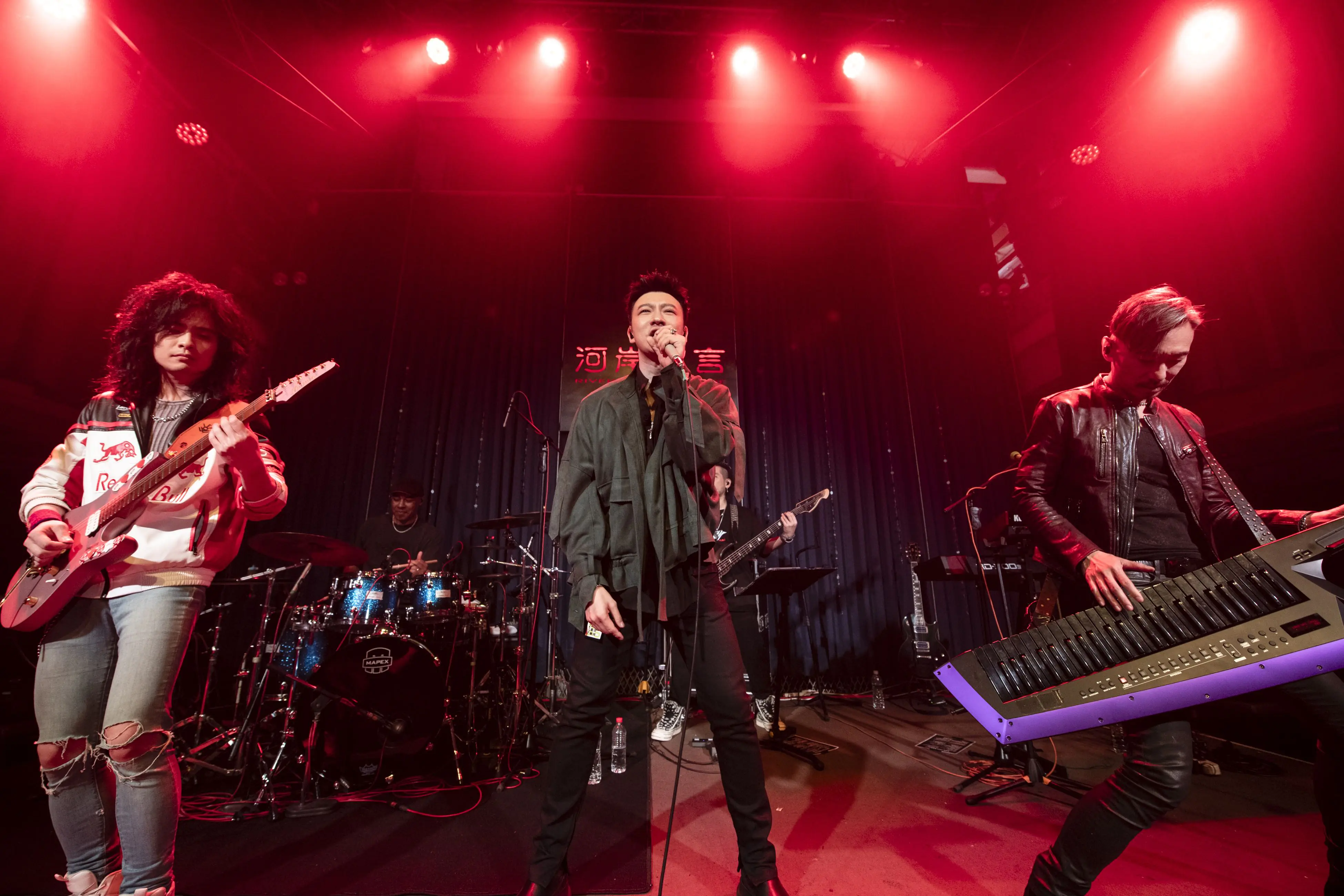 信樂團信念不滅音樂會驚喜連發! 信樂團信念不滅音樂會驚喜連發!