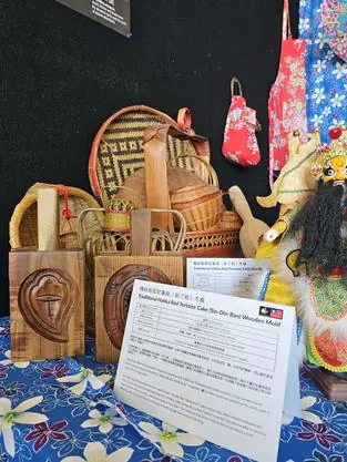 「2026紐西蘭台灣日」登場 台中客家文物跨海展出 中市客委會:文化交流深化台紐友誼 「2026紐西蘭台灣日」登場 台中客家文物跨海展出 中市客委會:文化交流深化台紐友誼