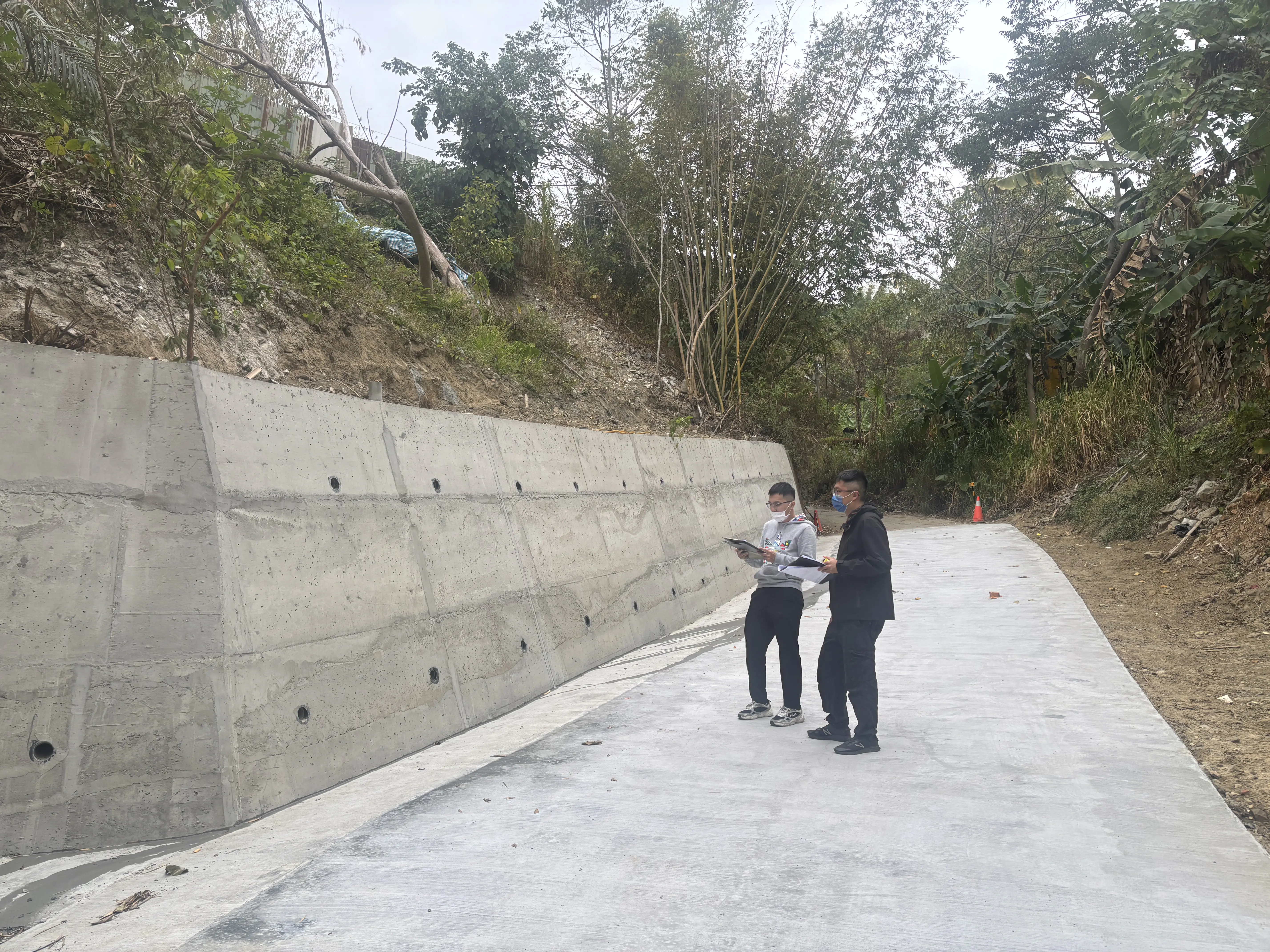 提升防災韌性 北屯區民德里民興巷農路擋土牆修復完成 民政局長:打造安全新防線 提升防災韌性 北屯區民德里民興巷農路擋土牆修復完成 民政局長:打造安全新防線