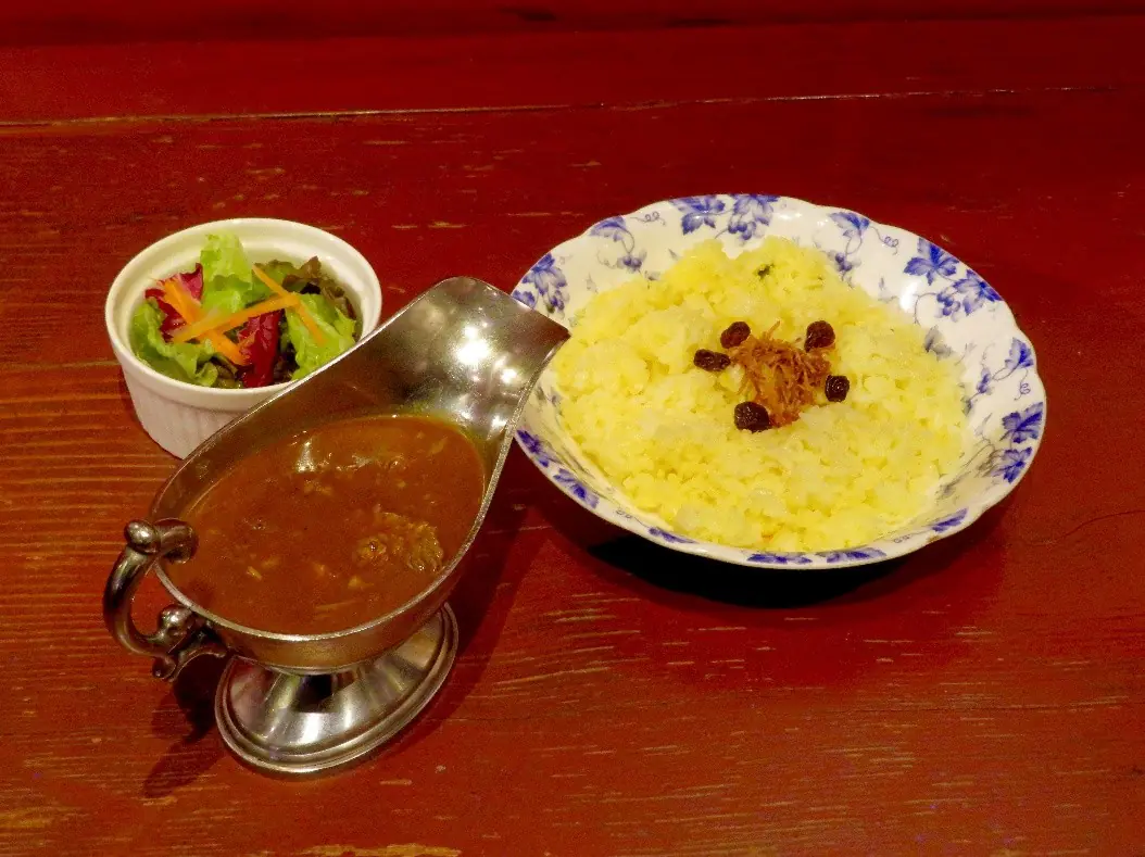 東京神保町走進世界最酷街區 品味古書與香料交織的城市風景 東京神保町走進世界最酷街區 品味古書與香料交織的城市風景