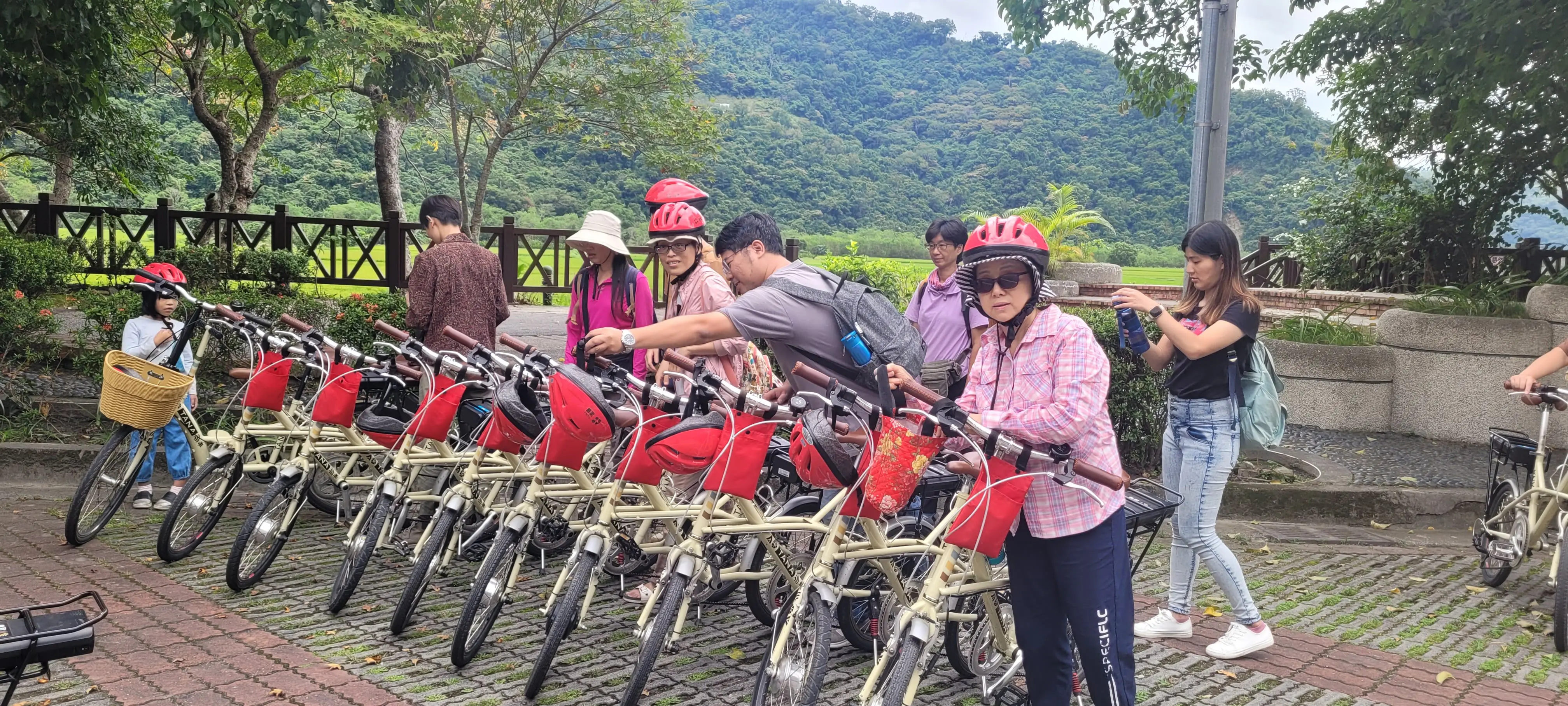 115年玉山東部園區 拉庫拉庫低碳人文生態走讀遊程體驗系列活動 115年玉山東部園區 拉庫拉庫低碳人文生態走讀遊程體驗系列活動