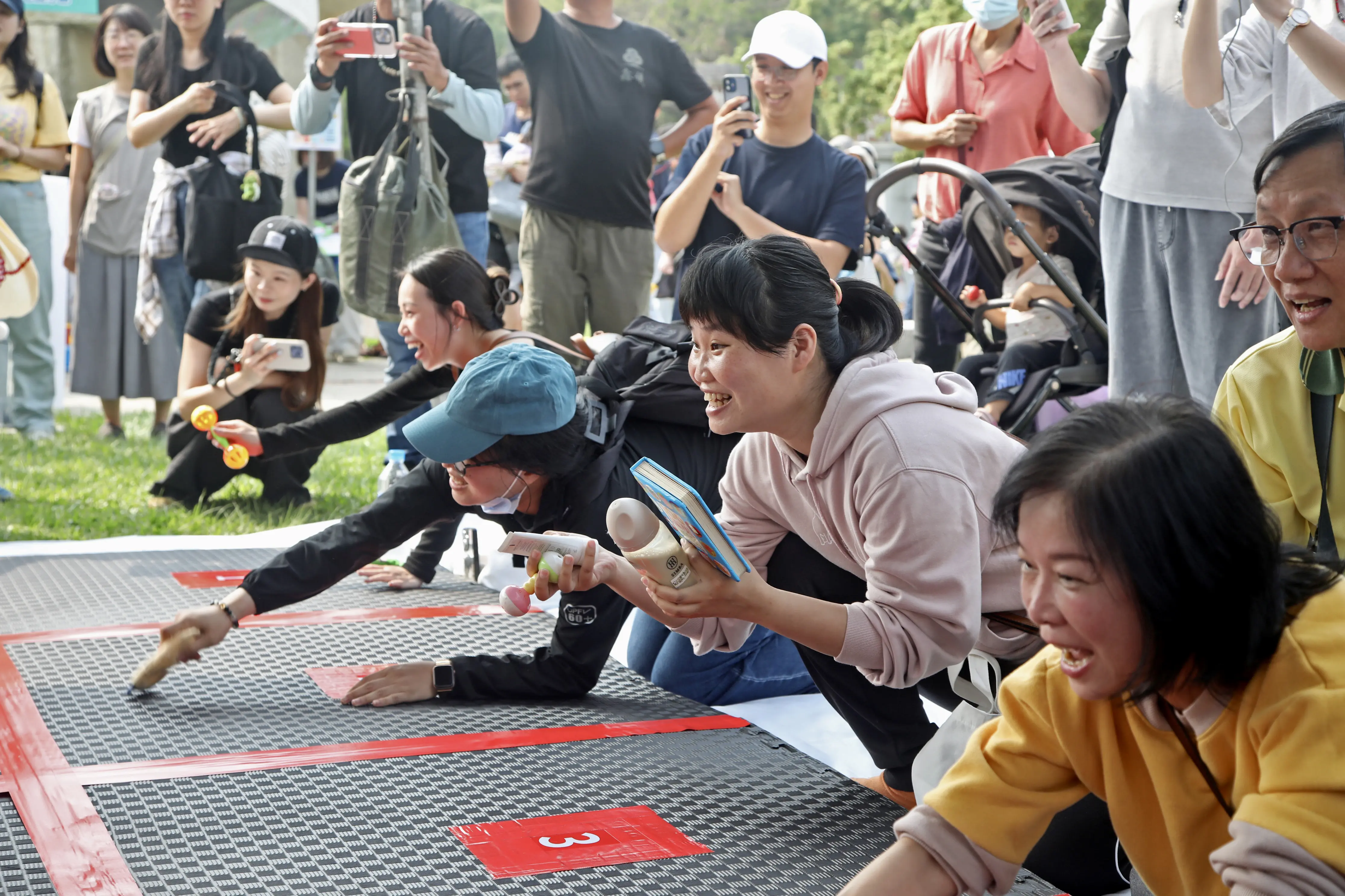 中市兒童月首場登場 親子歡樂派對湧千人嗨翻豐原葫蘆墩 中市兒童月首場登場 親子歡樂派對湧千人嗨翻豐原葫蘆墩