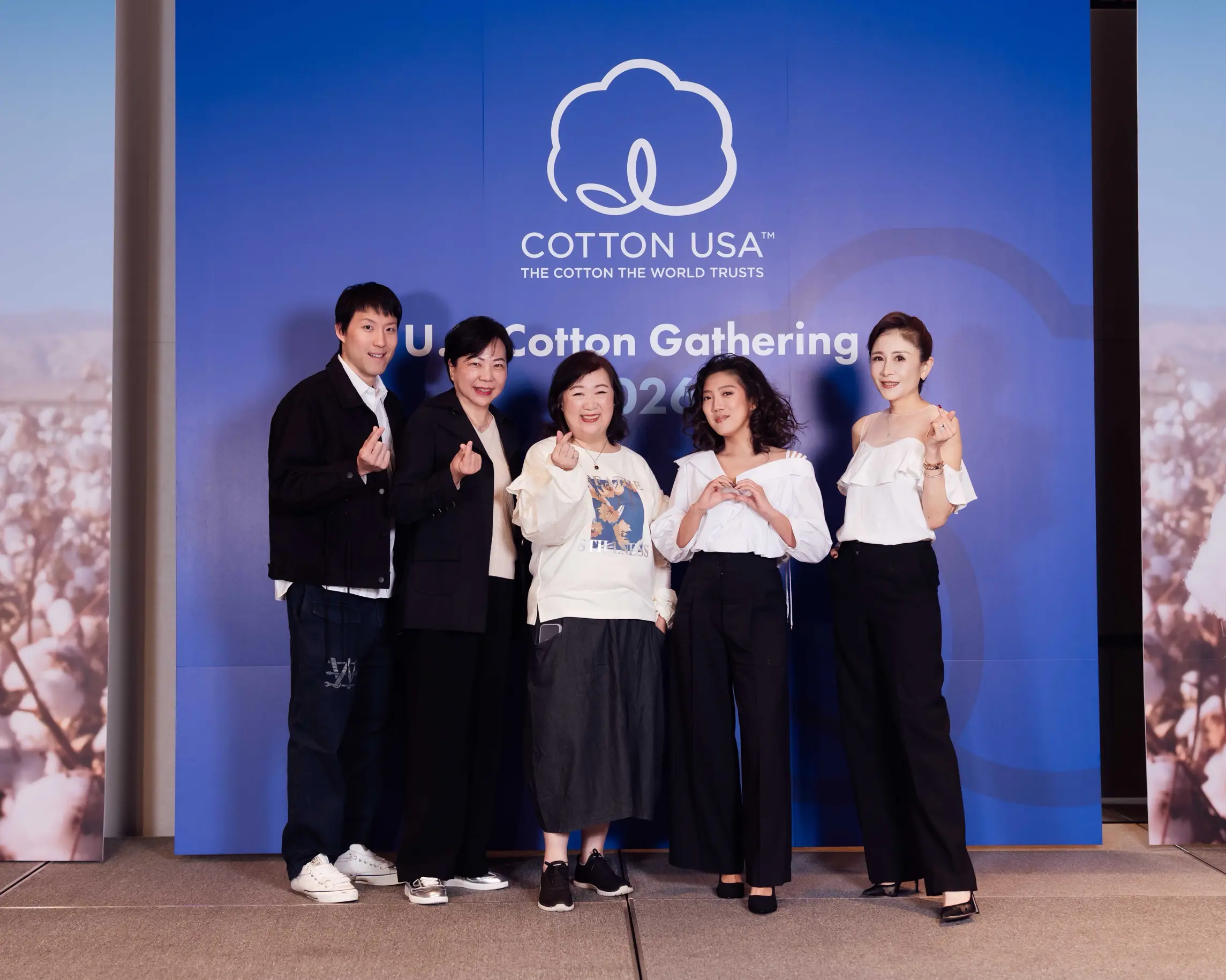 李竺芯演唱會周邊 T-Shirt 與美國棉品牌共同開發 李竺芯演唱會周邊 T-Shirt 與美國棉品牌共同開發