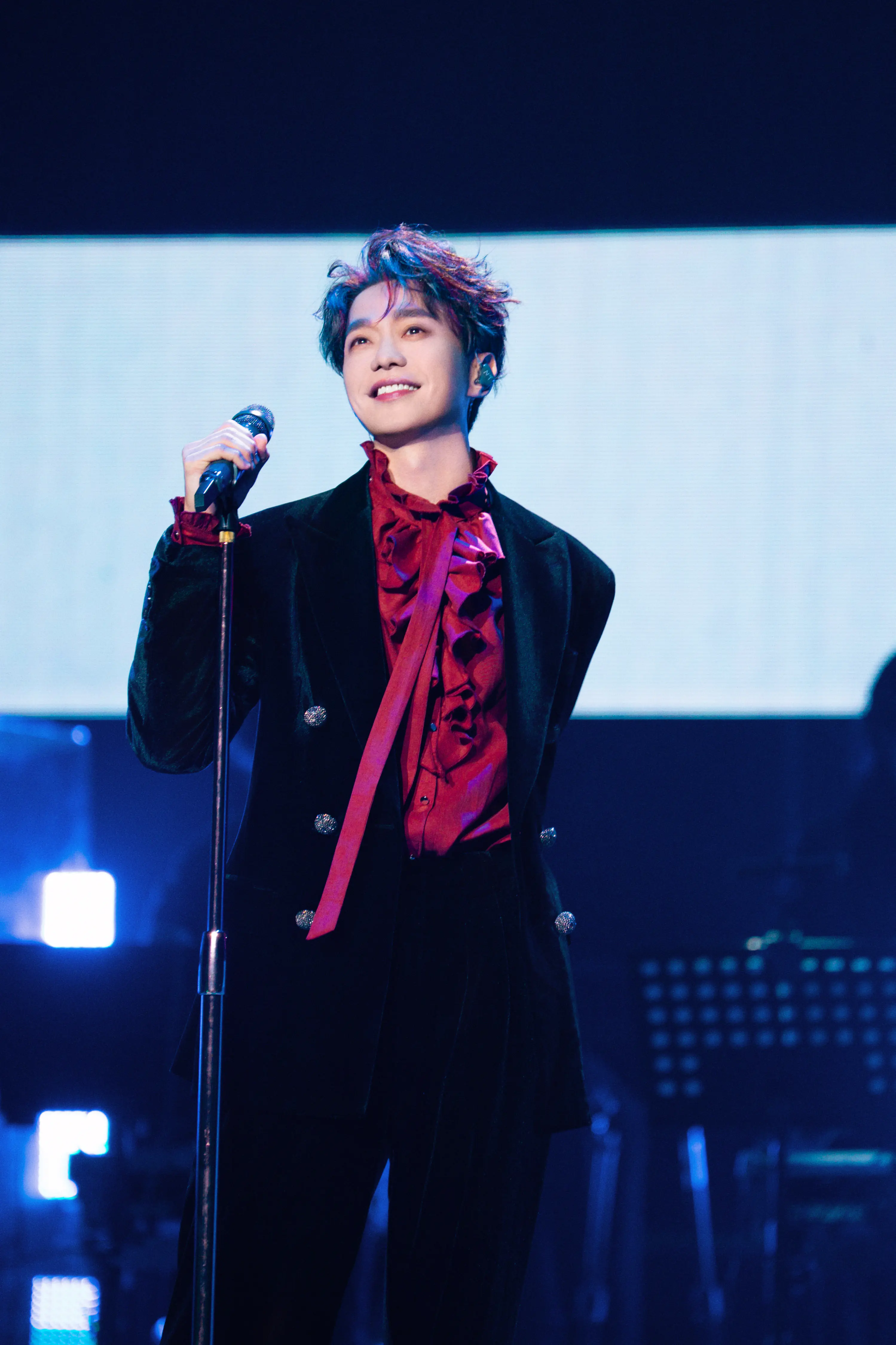 張棟樑馬年開春澳門場感動收官 挑戰「不哭約定」破功淚灑舞台 張棟樑馬年開春澳門場感動收官 挑戰「不哭約定」破功淚灑舞台