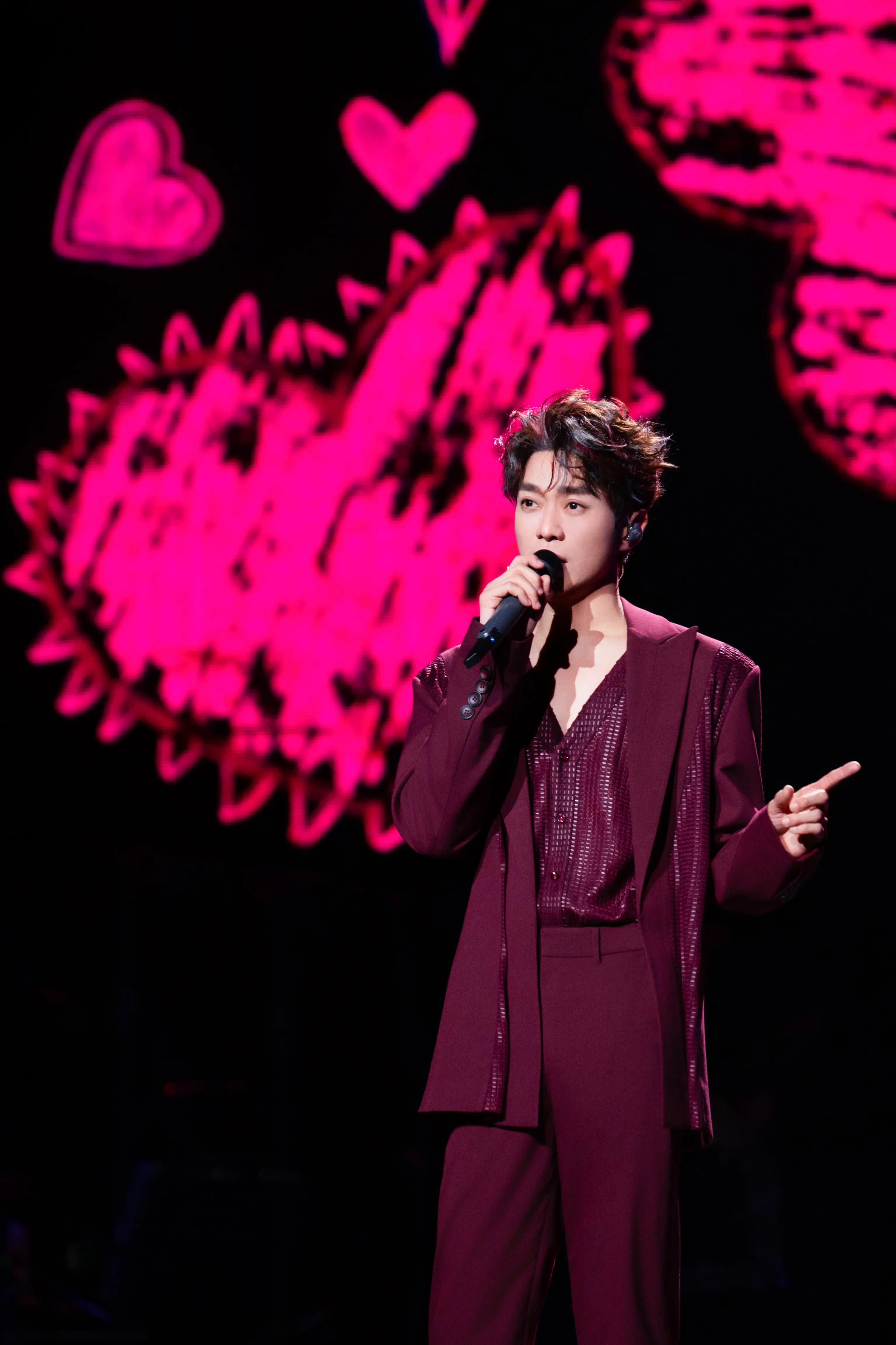 張棟樑馬年開春澳門場感動收官 挑戰「不哭約定」破功淚灑舞台 張棟樑馬年開春澳門場感動收官 挑戰「不哭約定」破功淚灑舞台