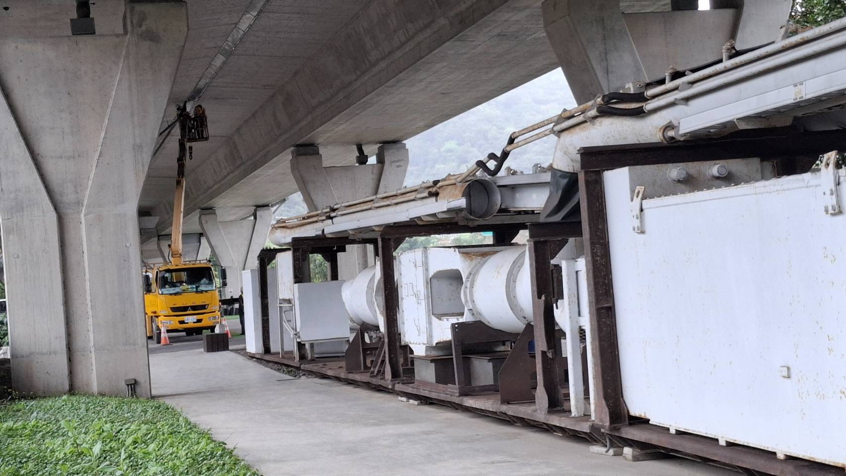 國5頭城鑽掘機公共藝術 重振對外展示據點雄風 國5頭城鑽掘機公共藝術 重振對外展示據點雄風