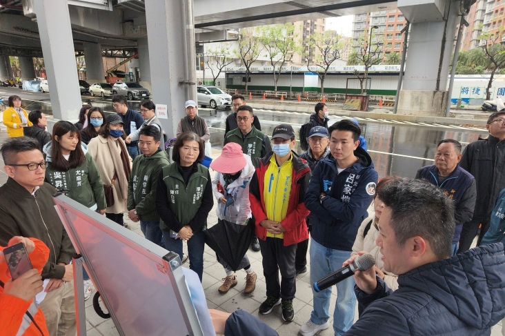 主被動減噪 捷運三鶯線隔音牆優化〈對症下藥〉 31 《圖說》新北捷運局密集辦理13場會勘。〈捷運局提供〉