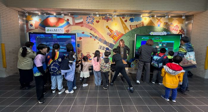 陪孩子善用科技 新北數位學習家長宣講4/19登場 24 《圖說》家長宣講4月登場 讓家成為孩子的智慧基地。〈教育局提供〉