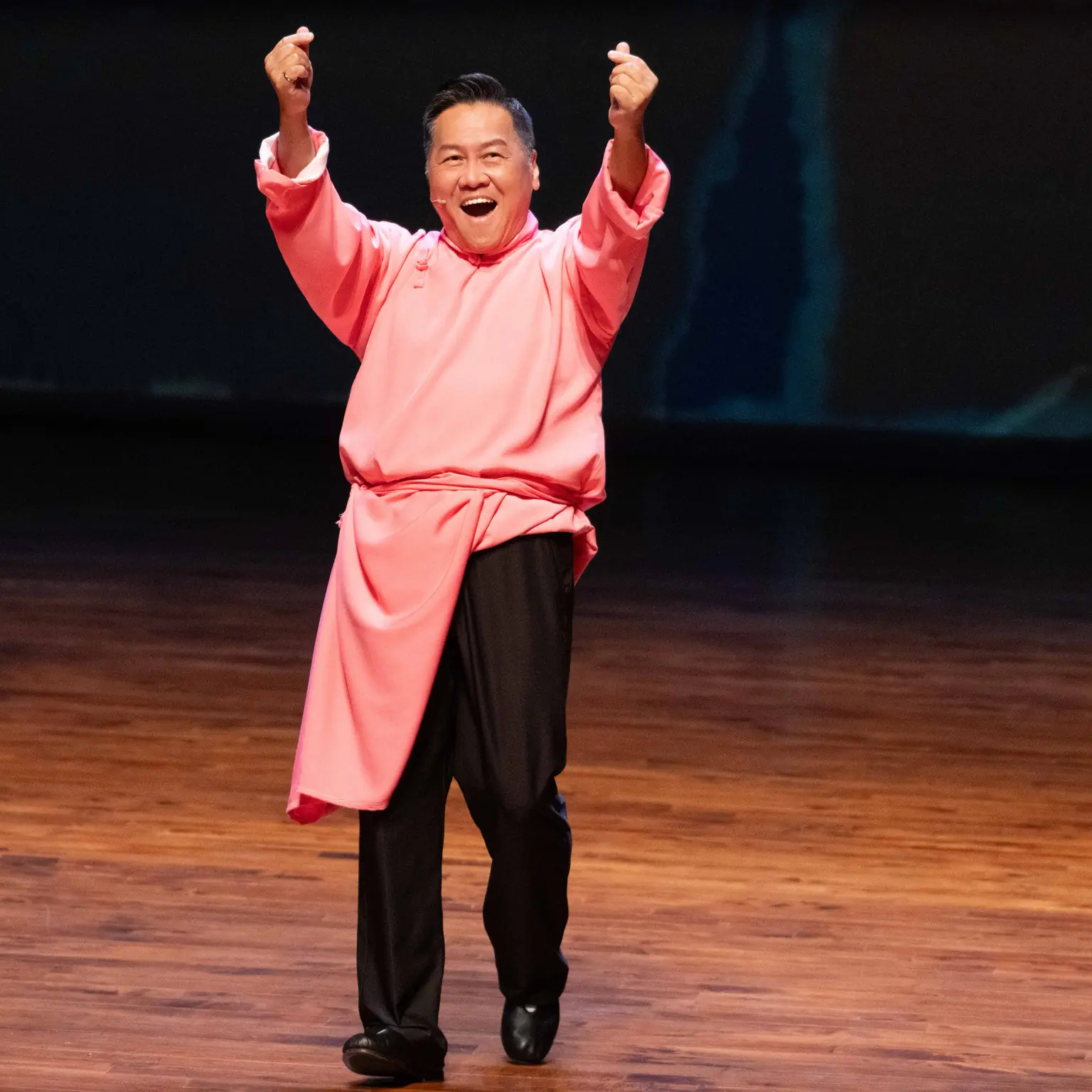 戲劇男神遇上相聲大師台中首演 壹加一剛好比三小 唐從聖限定助陣 戲劇男神遇上相聲大師台中首演 壹加一剛好比三小 唐從聖限定助陣