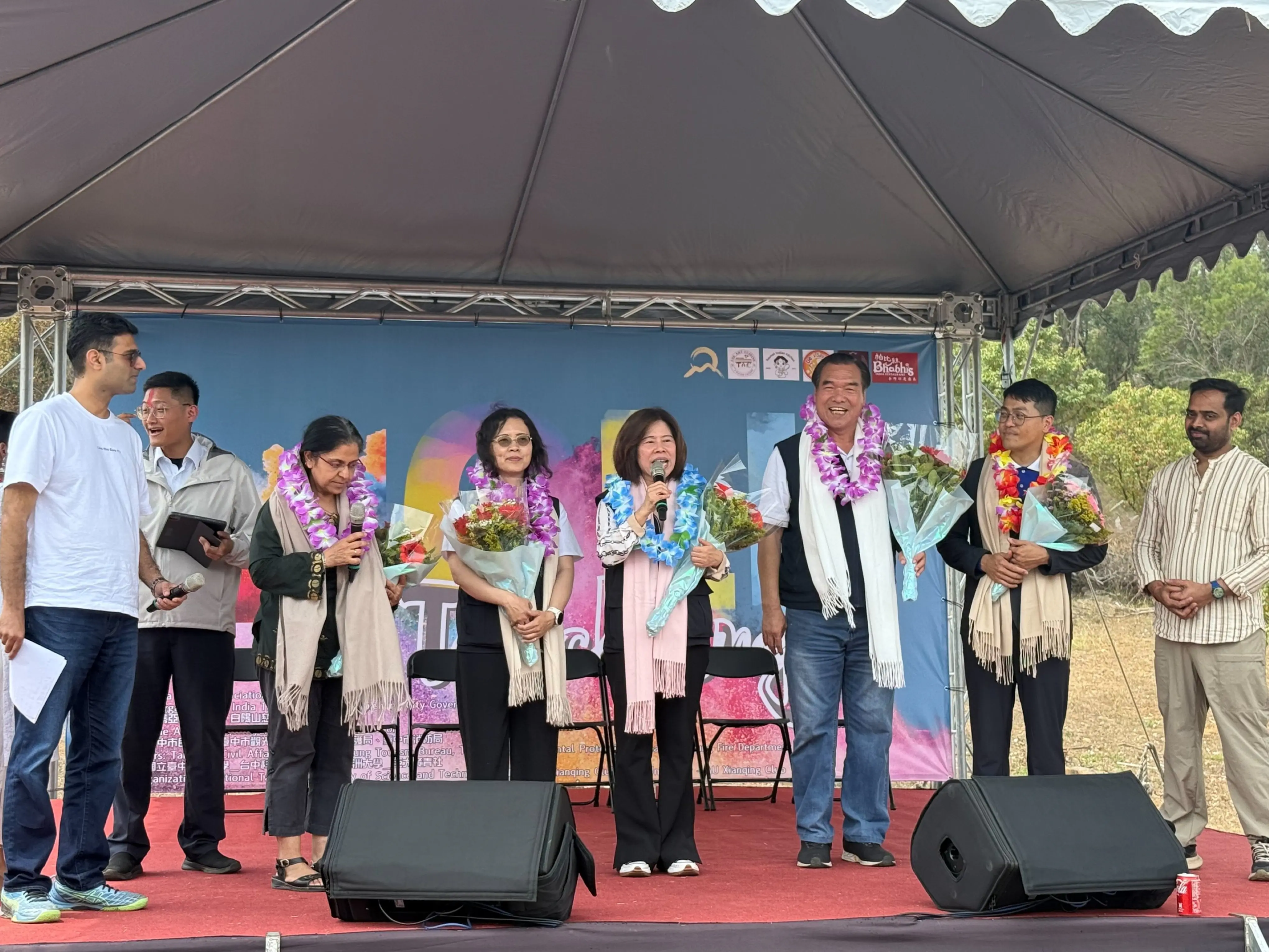 台中Holi色彩節登場嗨翻白陽山 繽紛抹彩展現多元共融城市魅力 台中Holi色彩節登場嗨翻白陽山 繽紛抹彩展現多元共融城市魅力