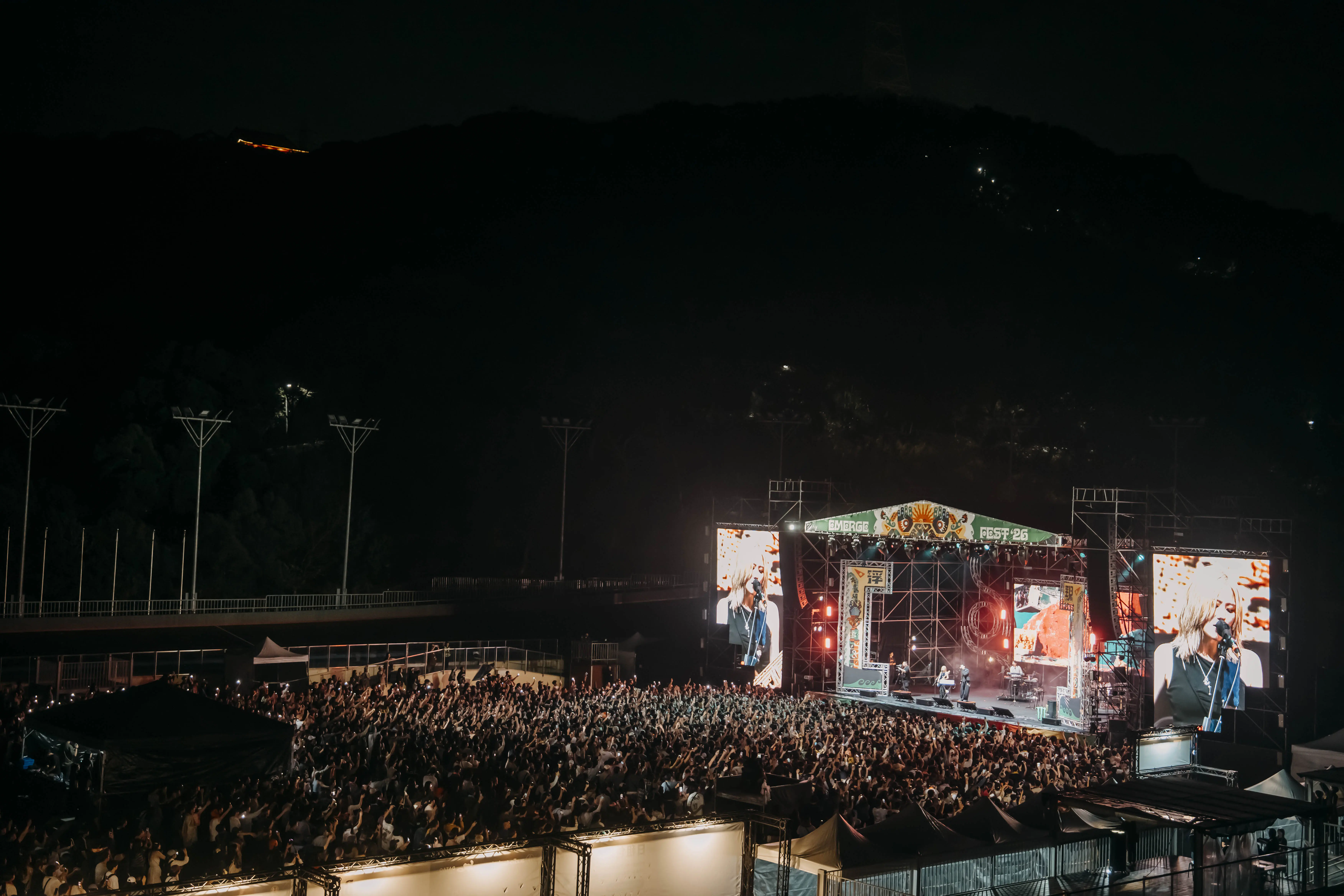 浮現祭與釜山、京畿道及大山音樂節完美合作 創6萬人次樂迷朝聖 中市新聞局長:清水小鎮化身跨國音樂地標 浮現祭與釜山、京畿道及大山音樂節完美合作 創6萬人次樂迷朝聖 中市新聞局長:清水小鎮化身跨國音樂地標