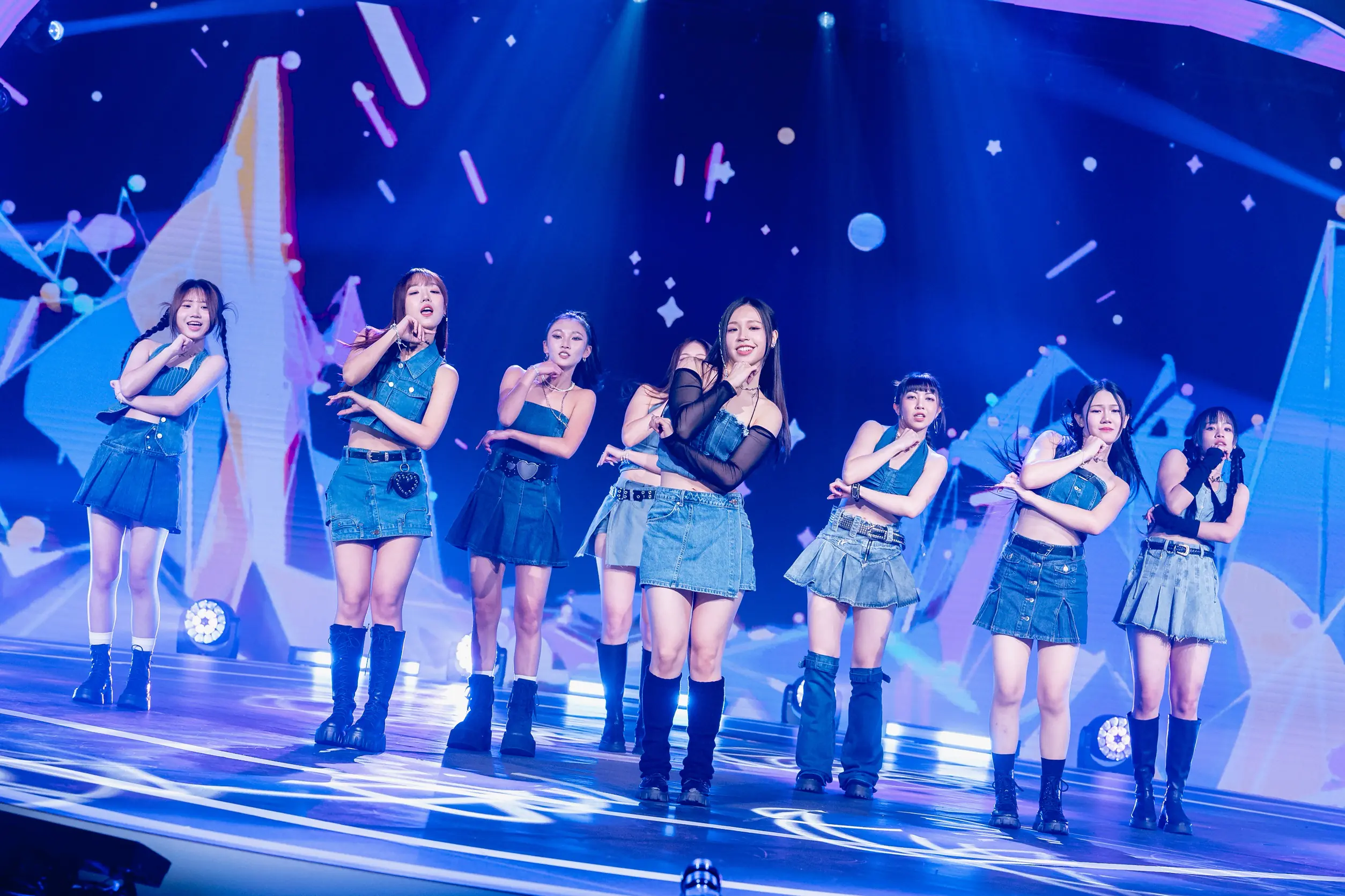 SUPER JUNIOR 強烈加持《宇宙啦啦隊》收視率再飆新高 SUPER JUNIOR 強烈加持《宇宙啦啦隊》收視率再飆新高