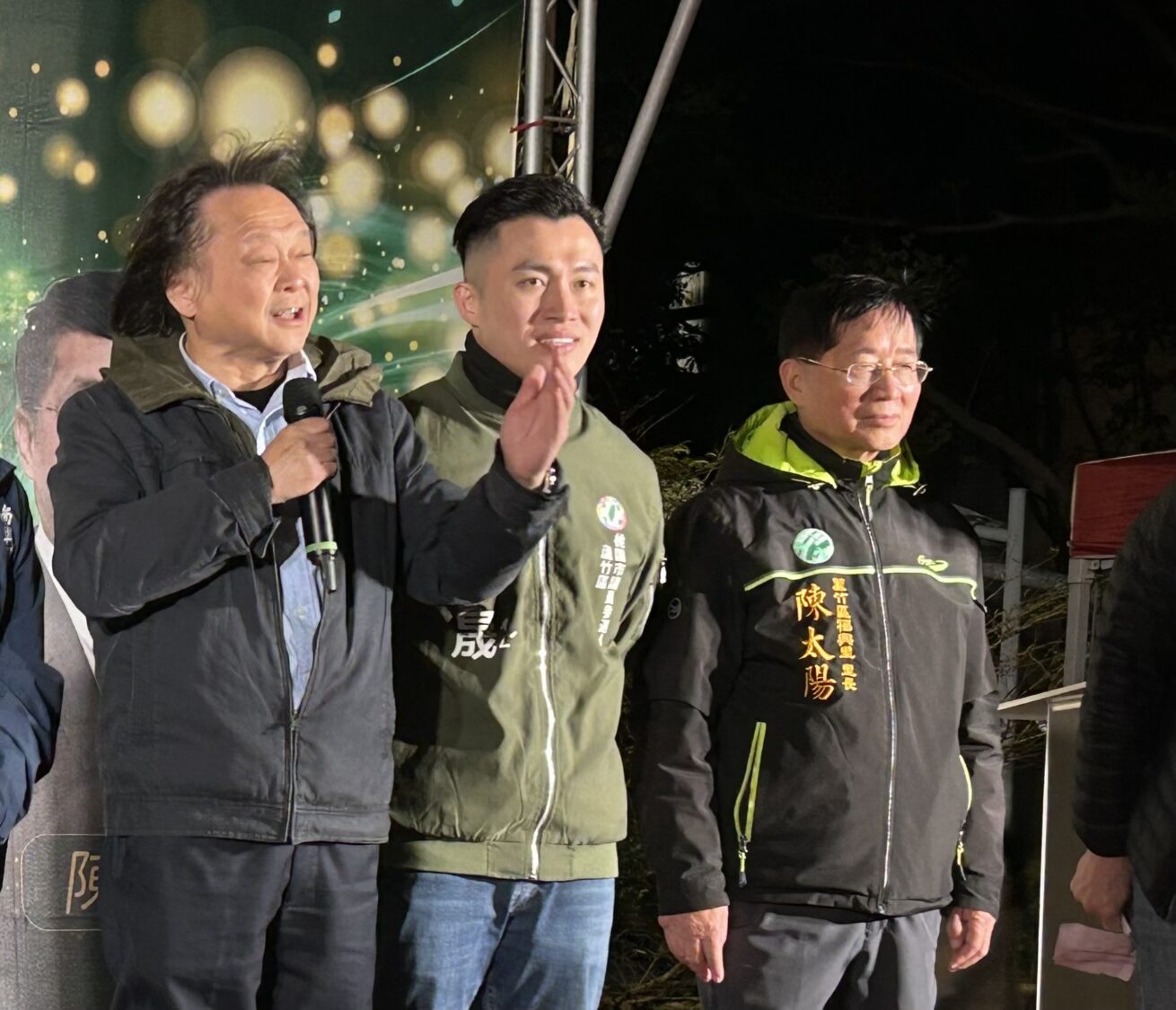 王世堅莊瑞雄現身力挺呂宇晟 大南興璀璨之夜串聯蘆竹五里共歡 王世堅認為呂宇晟不緊頭腦跟體格都相當不錯,更重要的是有善良的心,進入議會以後,必定會監督市政、服務桃園市民。(記者陳世軒攝)