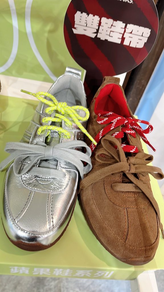 《英倫鞋王Clark’s 》 舒適3.0 開步走 《英倫鞋王Clark’s 》 舒適3.0 開步走