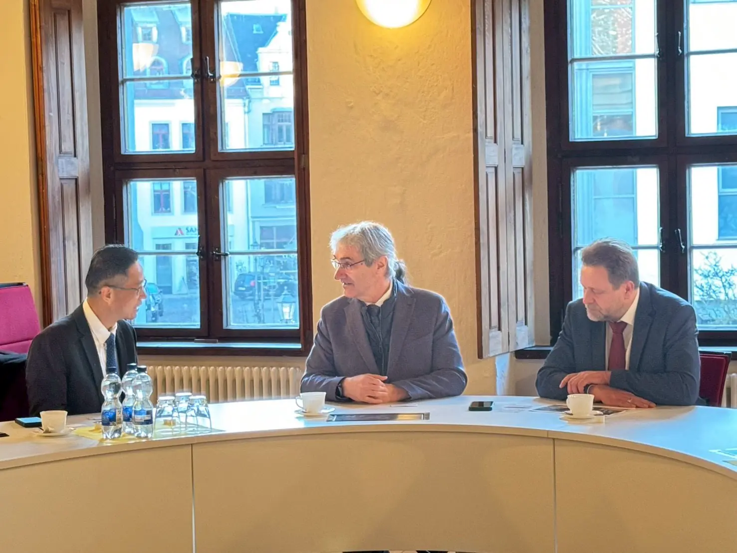 茨維考大學校長接待中市參訪團 深化高科技產學合作交流 茨維考大學校長接待中市參訪團 深化高科技產學合作交流