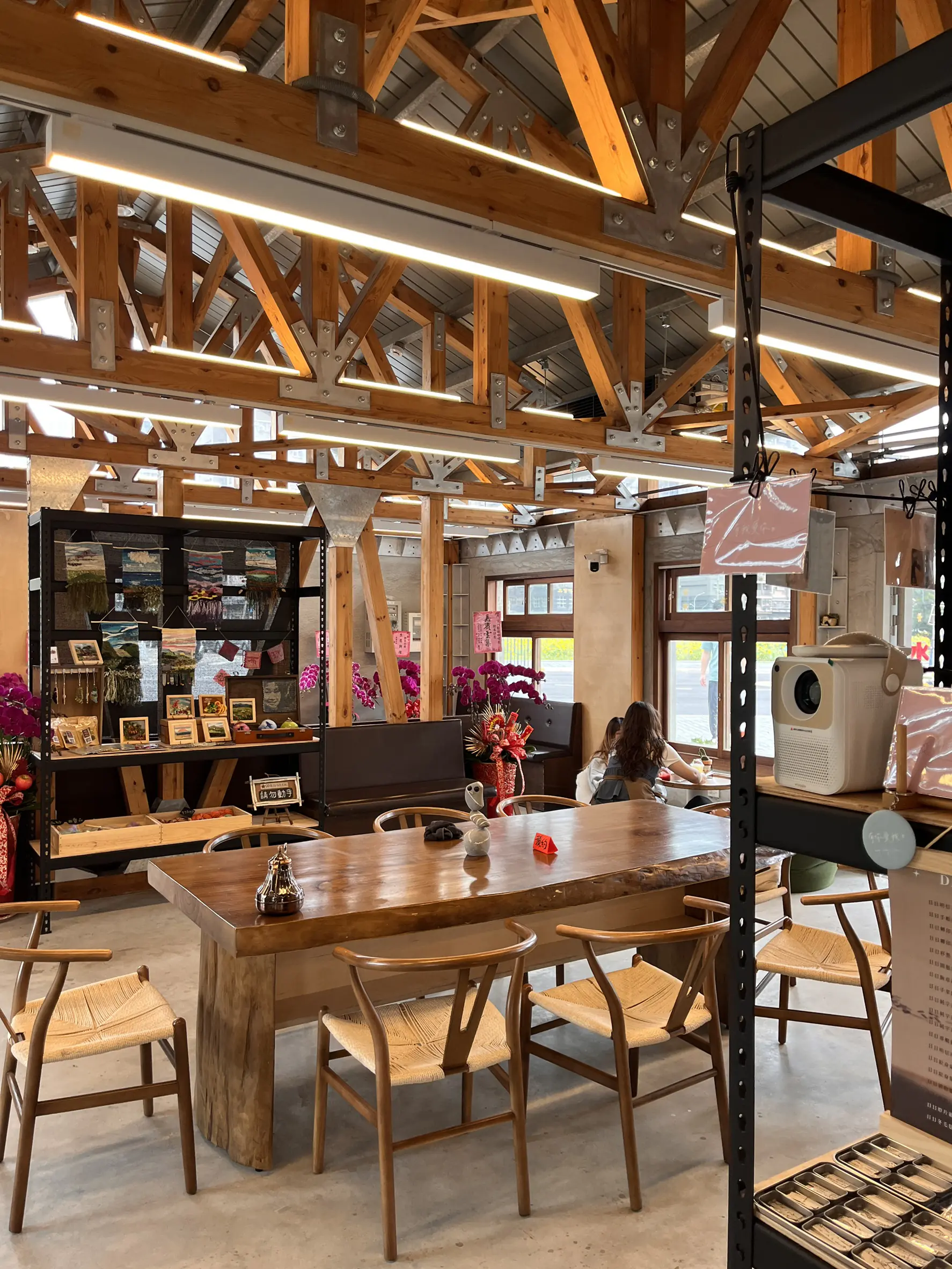 清眷診療所2/28華麗變身「言八創藝空間」 聯手「2026浮現祭」點亮海線! 清眷診療所2/28華麗變身「言八創藝空間」 聯手「2026浮現祭」點亮海線!