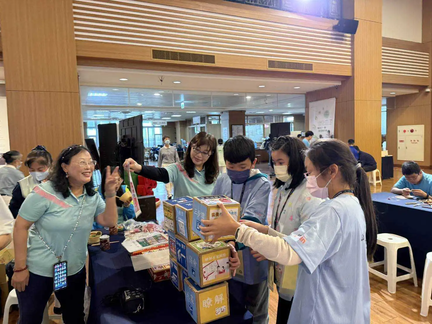 中市府攜手慈濟推「環保防災勇士PK賽」 提升學生環境素養與防災知能 中市府攜手慈濟推「環保防災勇士PK賽」 提升學生環境素養與防災知能