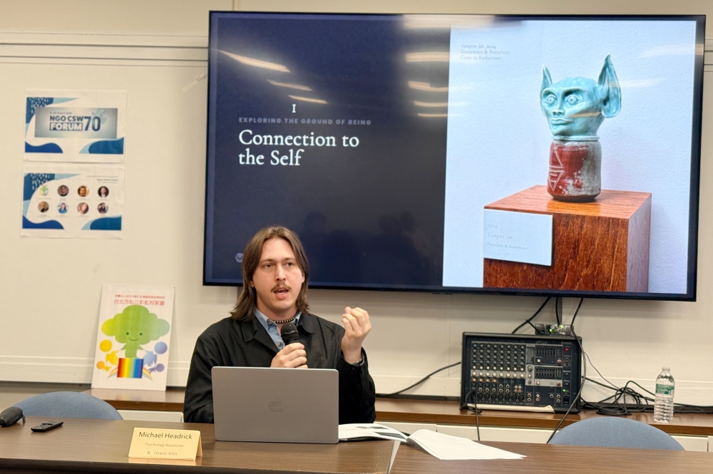 全球視野下的平權對話:樹仁基金會與彩虹村家園於聯合國CSW70展現藝術賦權力量 27 03陶藝家 Michael Headrick