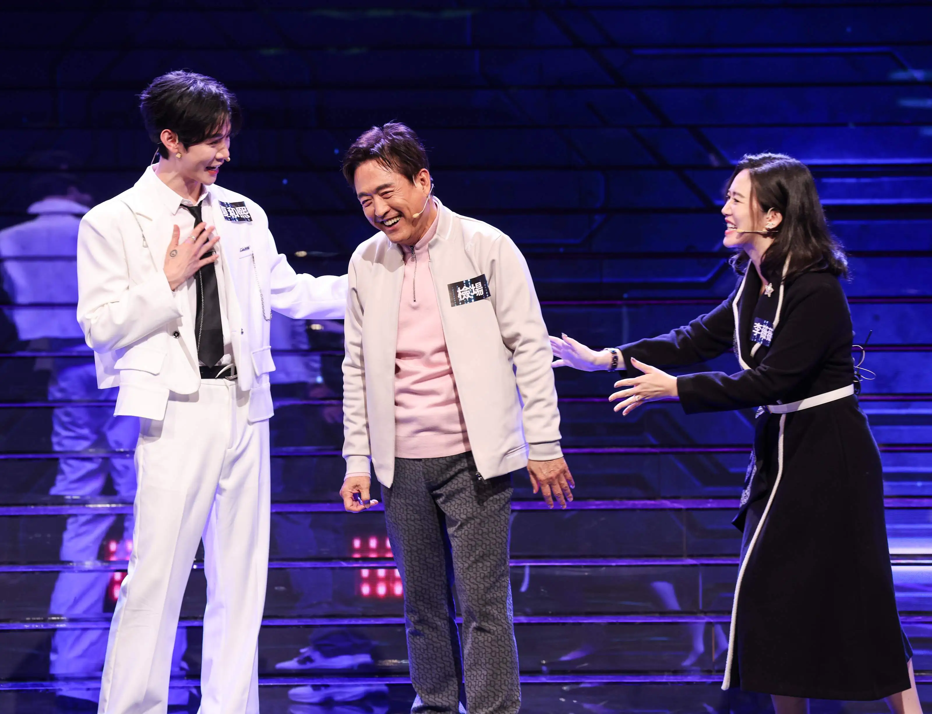 檢場侃侃而談卻首輪被淘汰笑料百出 夏和熙被尾牙雞頭題淘汰大傻眼 檢場侃侃而談卻首輪被淘汰笑料百出 夏和熙被尾牙雞頭題淘汰大傻眼