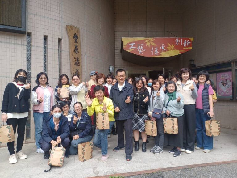 「Give To Gain」漆藝時光　豐原警婦女節活動溫馨登場