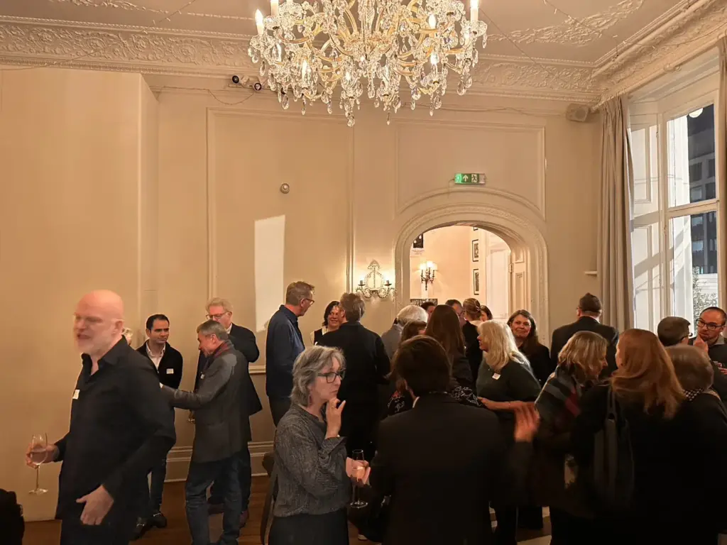 中市客委會客語繪本《貓頭鳥》獲德國ICMA金獎 亞洲地區唯一得獎國家 中市客委會客語繪本《貓頭鳥》獲德國ICMA金獎 亞洲地區唯一得獎國家