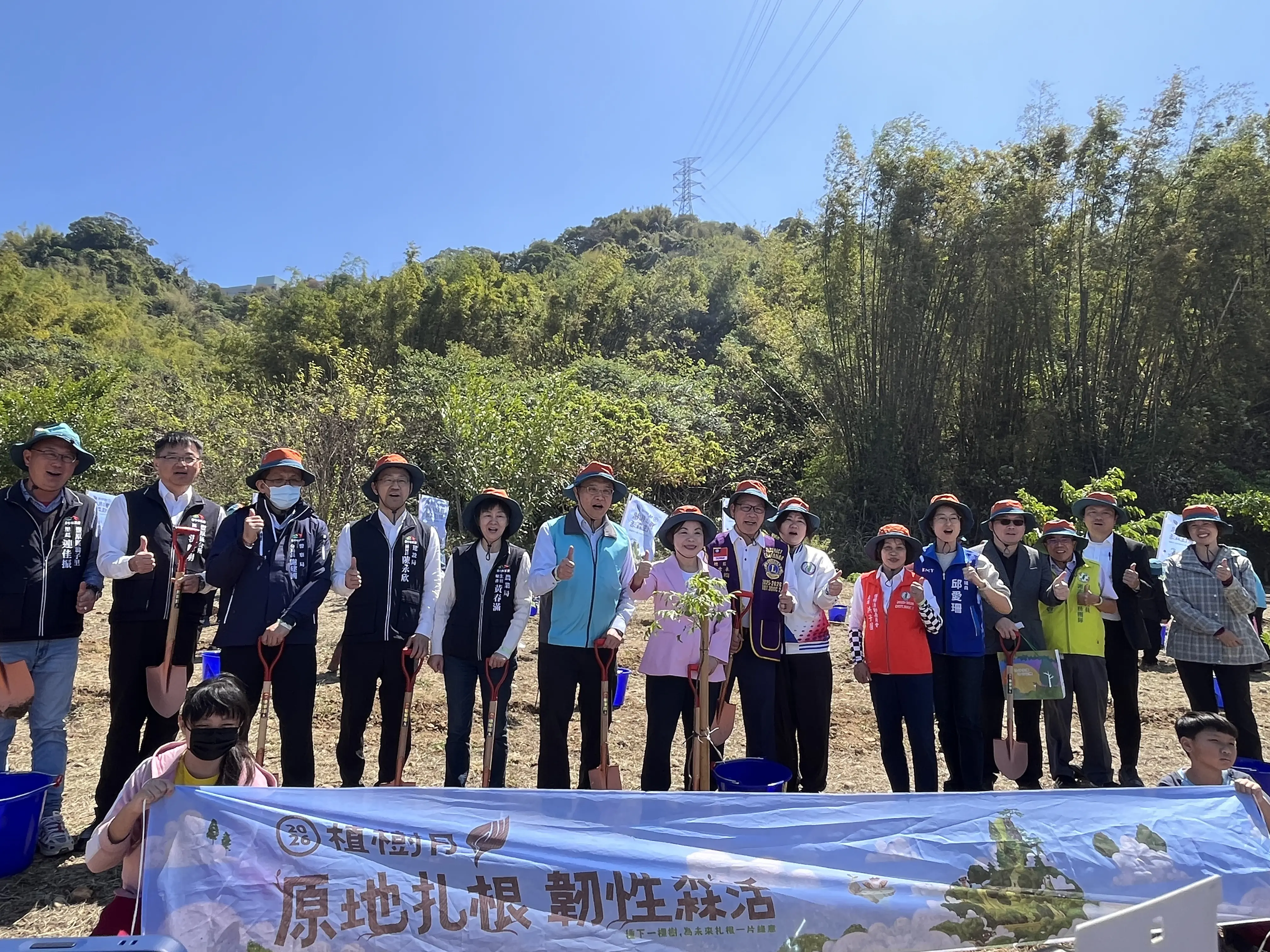 115年區域植樹活動登場! 中市農業局跨界合作推「原地札根 韌性森活」編織生態綠網 115年區域植樹活動登場! 中市農業局跨界合作推「原地札根 韌性森活」編織生態綠網