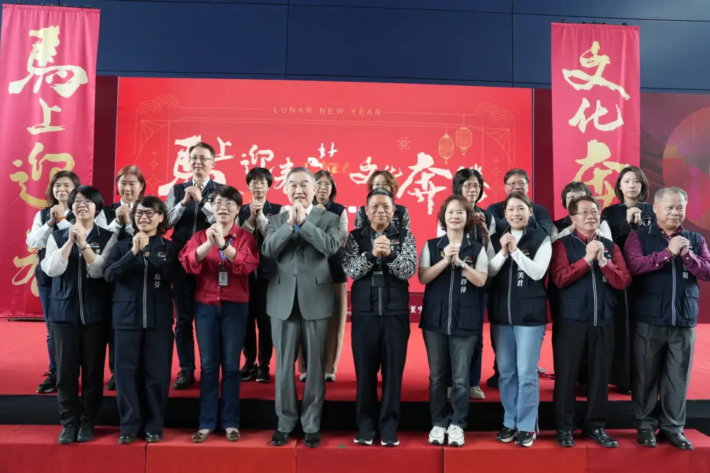 400位藝文人士齊聚市府! 台中新春團拜凝聚文化力量 400位藝文人士齊聚市府! 台中新春團拜凝聚文化力量