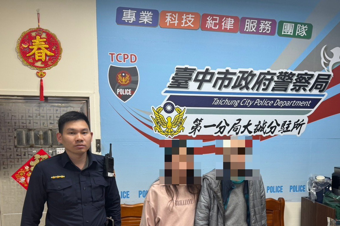 思念祖厝獨自外出迷途 「暖警」細心查證助九旬翁返家 思念祖厝獨自外出迷途 「暖警」細心查證助九旬翁返家