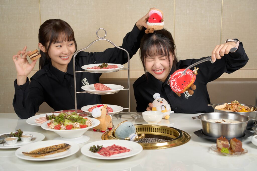 屋馬燒肉兒童節限定 「美味探險隊」盲盒登場 47 12 「美味探險隊」全角色集合亮相,象徵將屋馬的美味與溫度帶回日常生活。 4