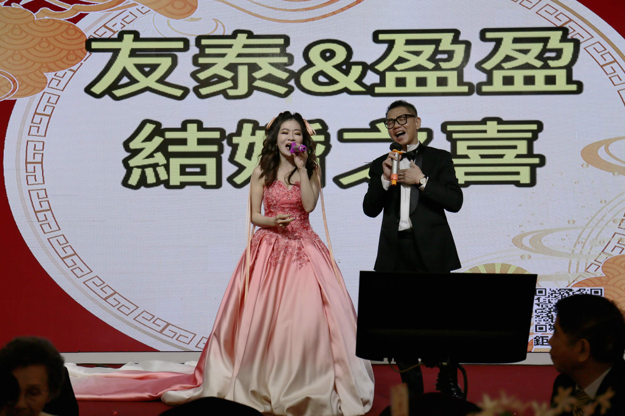 財經主播劉盈盈席開百桌世紀婚宴 黃仁勳親筆加持致賀 財經主播劉盈盈席開百桌世紀婚宴 黃仁勳親筆加持致賀