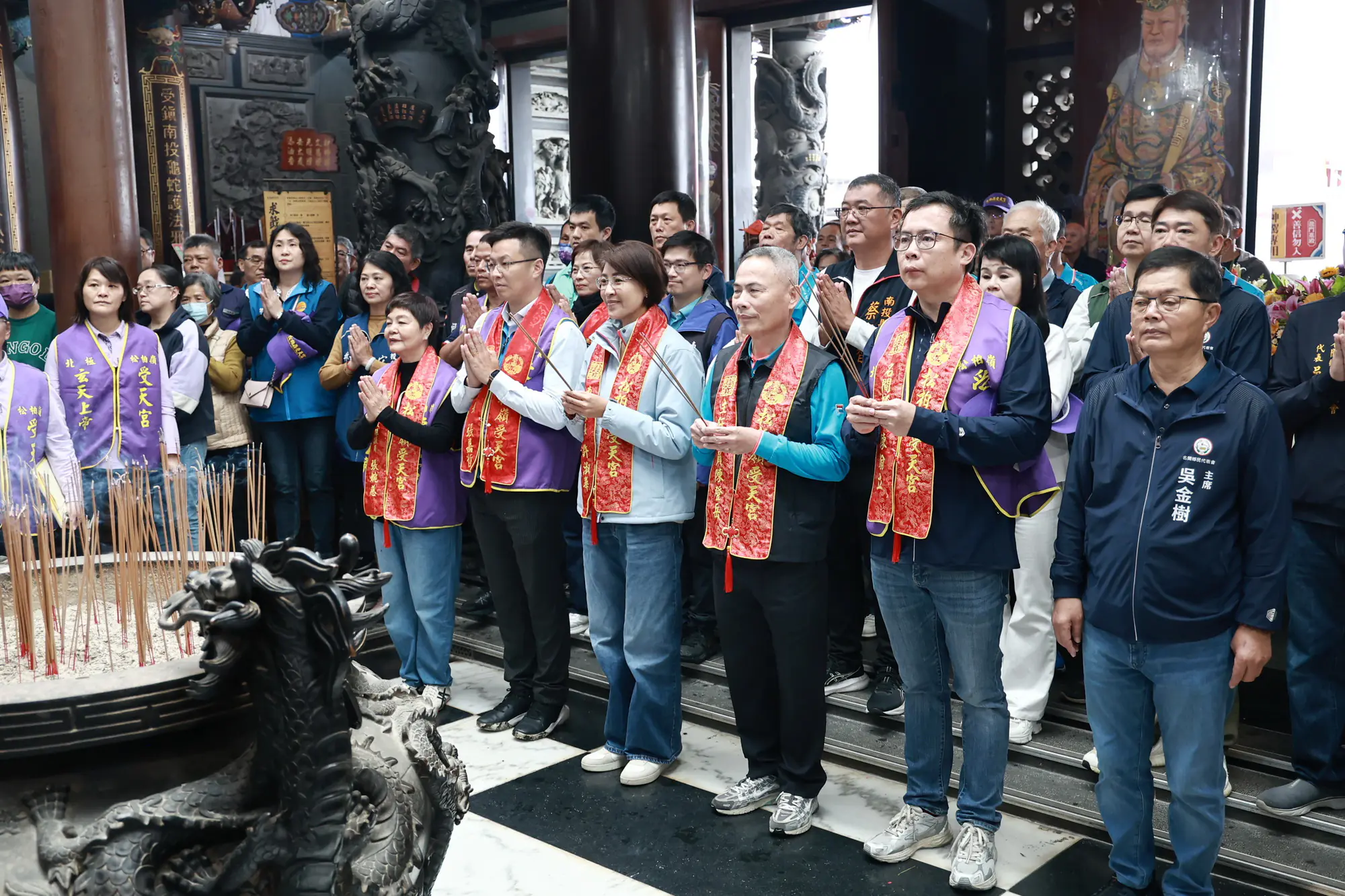 許淑華縣長出席受天宮團拜獻禮揭米糕桃　祝壽活動