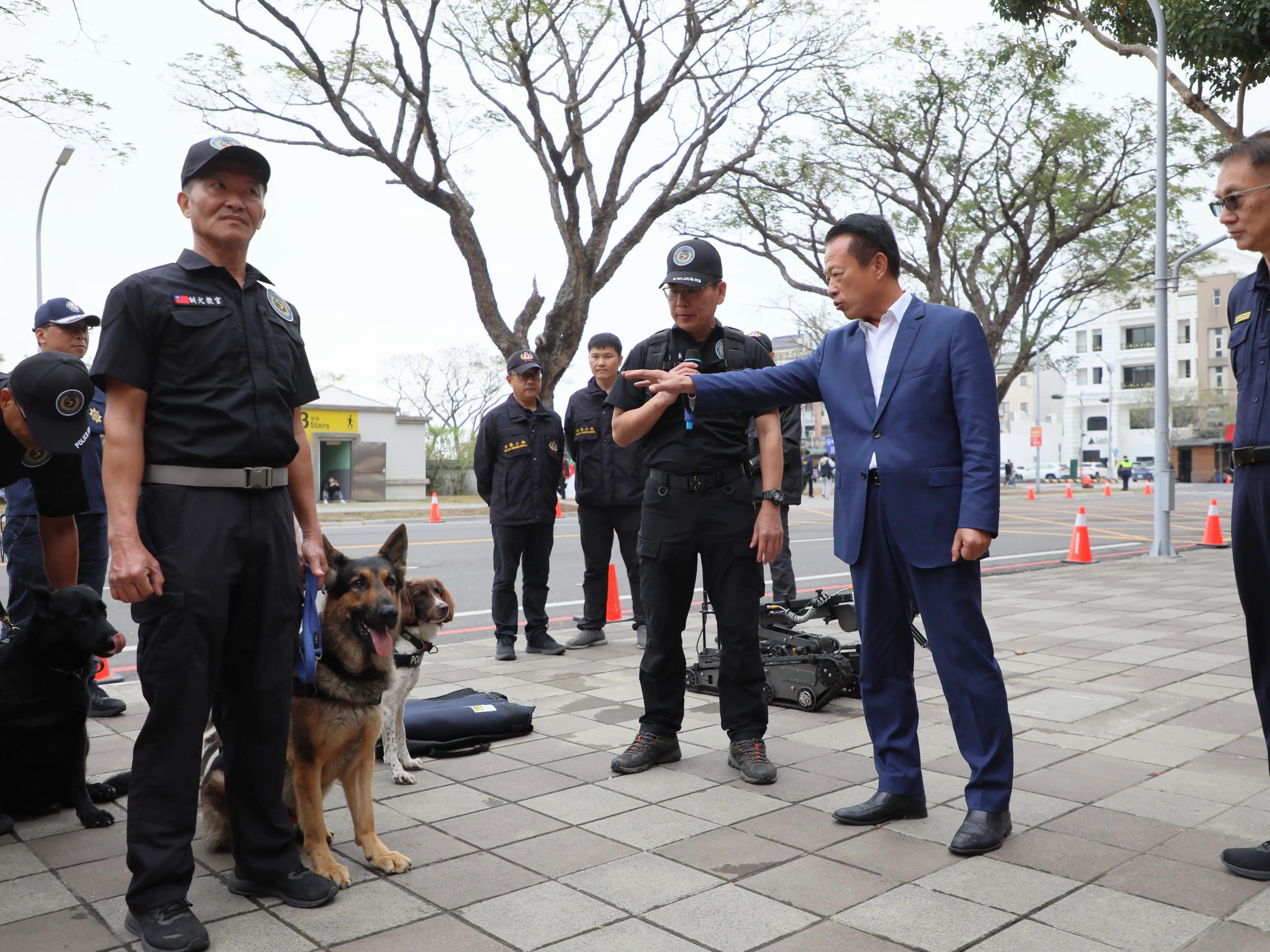 防爆機器人、偵爆犬齊上陣　2026台灣燈會安全層層把關