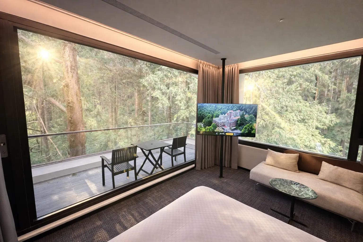 夜賞燈會、晨看櫻花 入住阿里山賓館再送賞櫻好禮 夜賞燈會、晨看櫻花 入住阿里山賓館再送賞櫻好禮