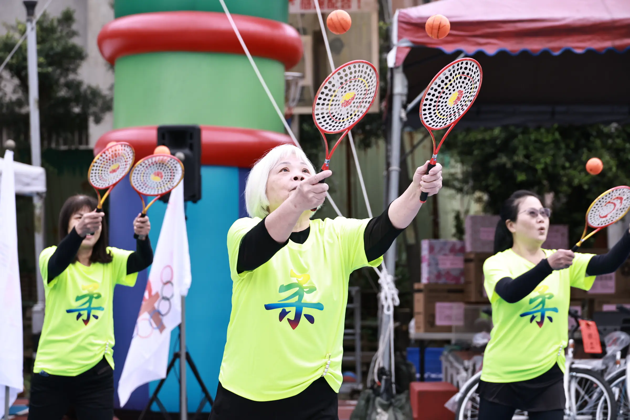 暖暖區社區健走熱鬧登場 暢遊基隆河畔健康開走 暖暖區社區健走熱鬧登場 暢遊基隆河畔健康開走