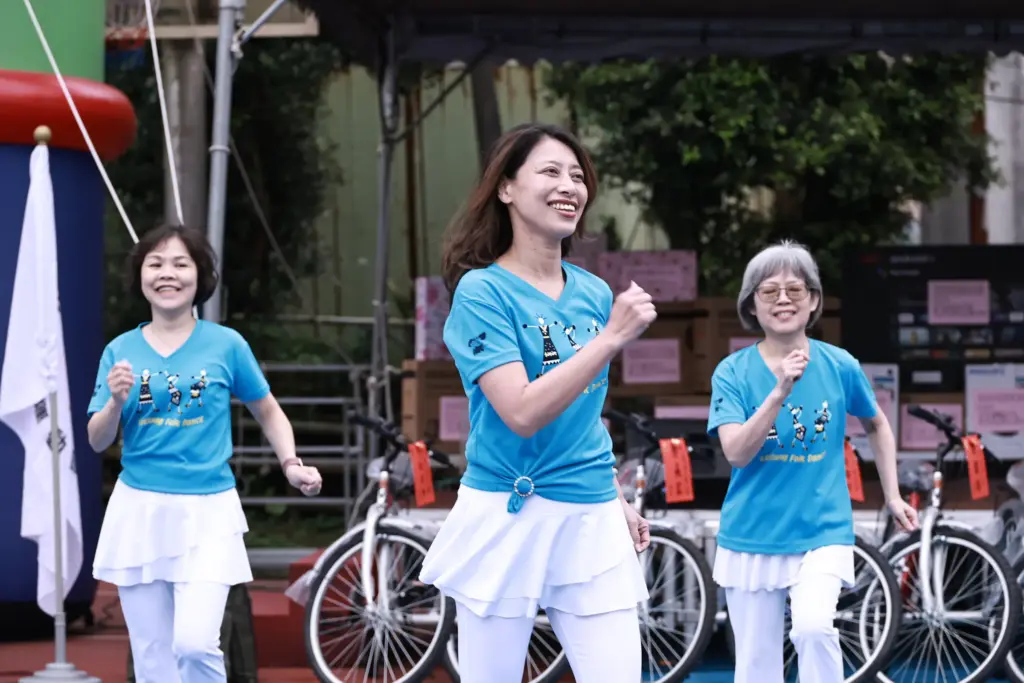 暖暖區社區健走熱鬧登場 暢遊基隆河畔健康開走 暖暖區社區健走熱鬧登場 暢遊基隆河畔健康開走