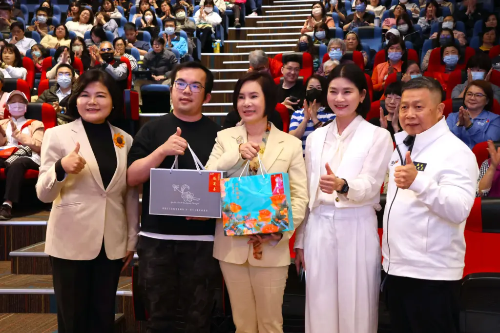 婦女友善月舉辦「女力講座」 首場邀著名集團董事長莊雅清分享自身經歷 婦女友善月舉辦「女力講座」 首場邀著名集團董事長莊雅清分享自身經歷