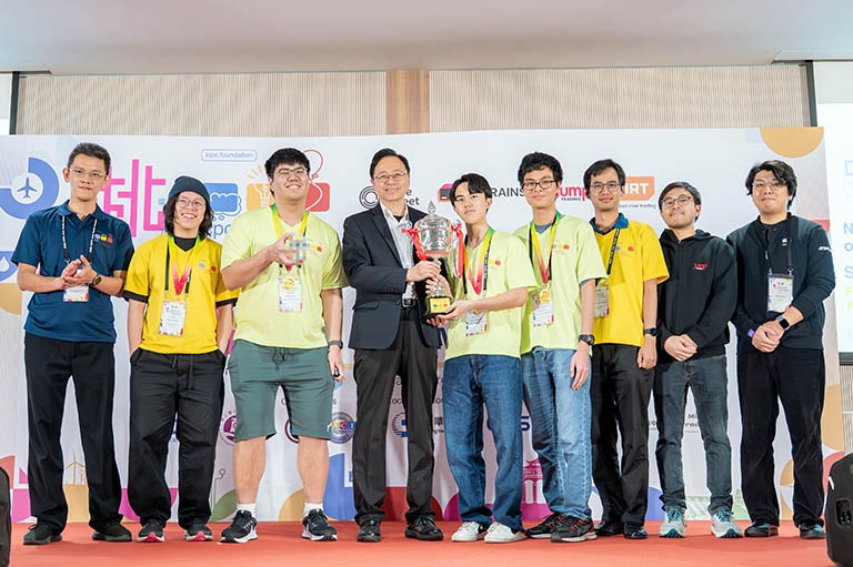 ICPC亞太錦標賽閉幕 張善政:青年是未來科技關鍵力量 ICPC亞太錦標賽閉幕 張善政:青年是未來科技關鍵力量