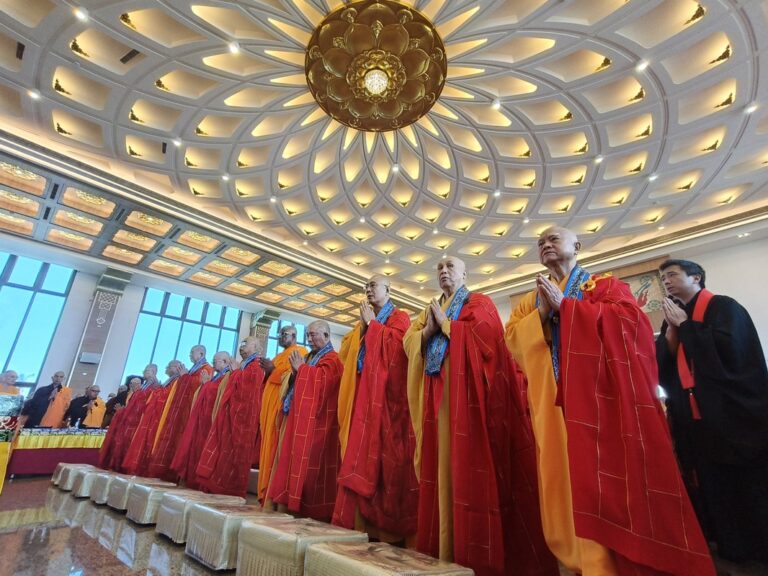 仁王護國息災祈福法會屏東登場 三千僧俗同誦祈願國泰民安